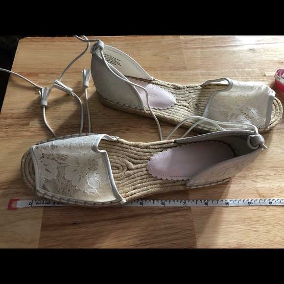 Melissa Sweet Lace Espadrilles - Picture 7 of 8